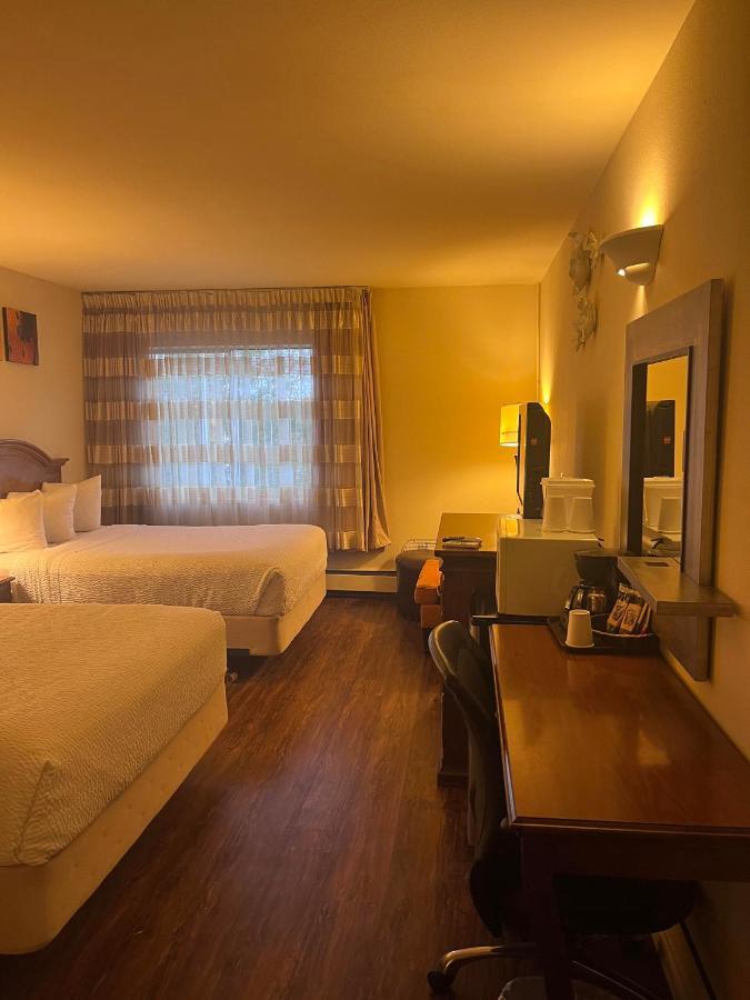 Ramada By Wyndham Hotel Anchorage