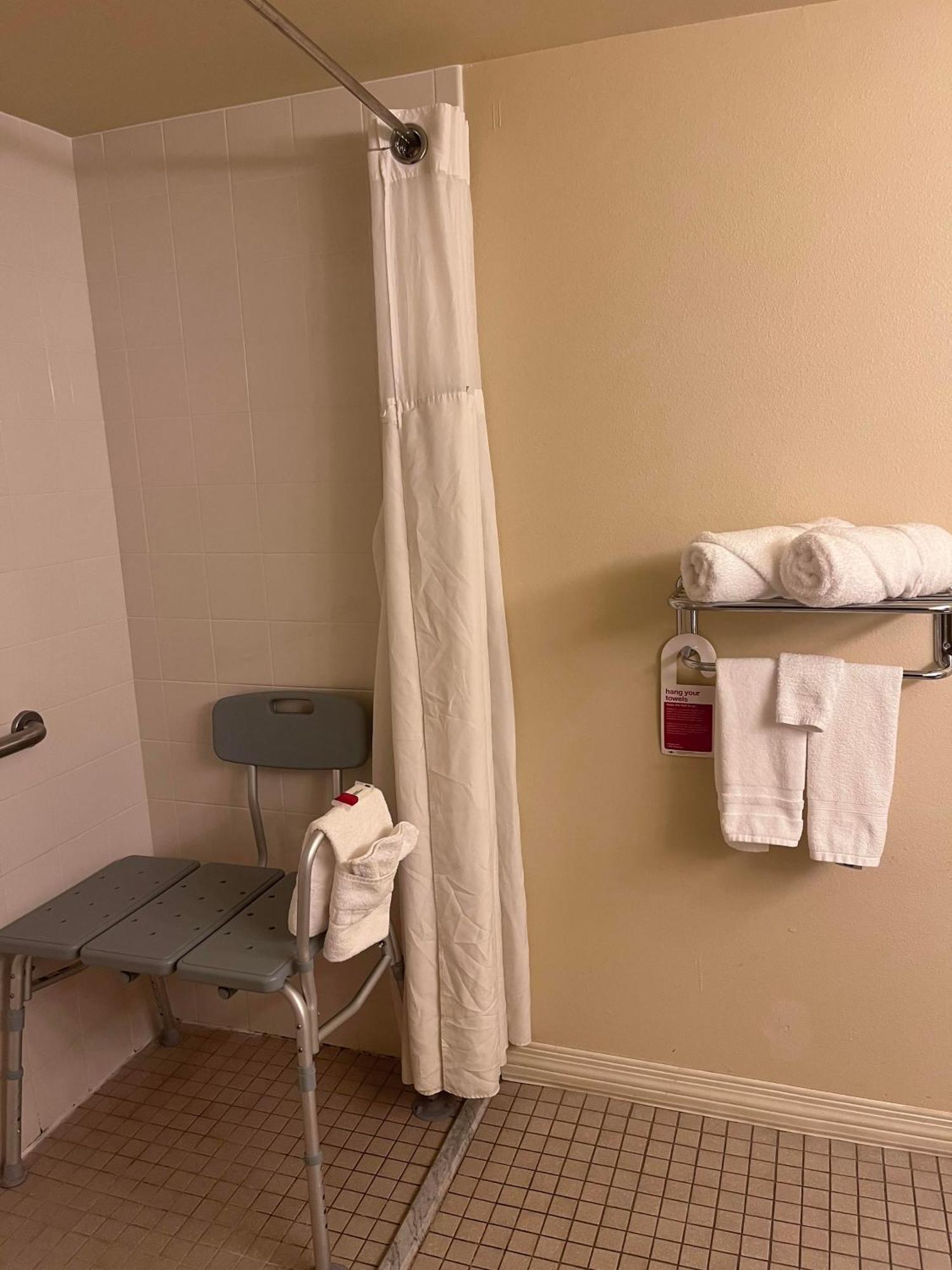 Ramada By Wyndham 3*