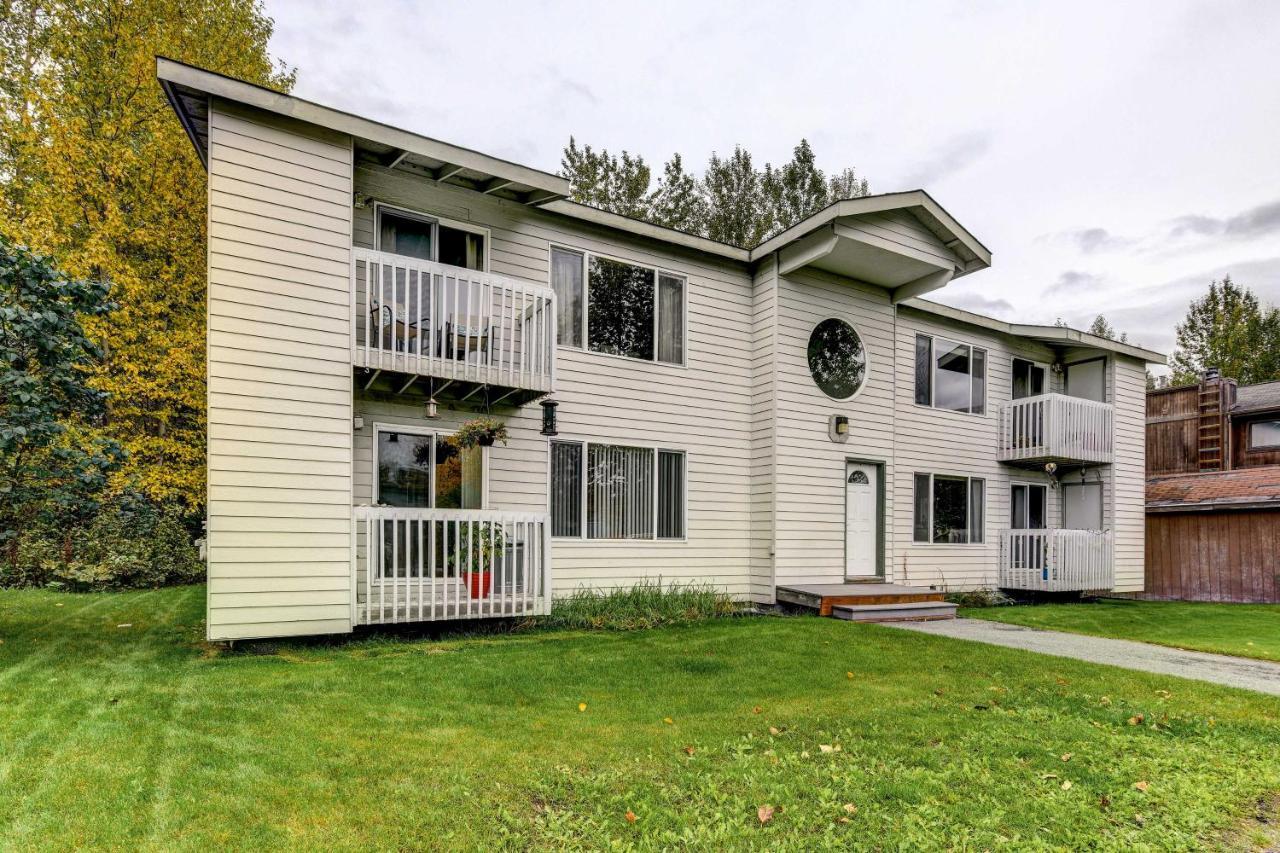 Retreat Less Than 5 Mi To Hilltop Area! Apartment Anchorage