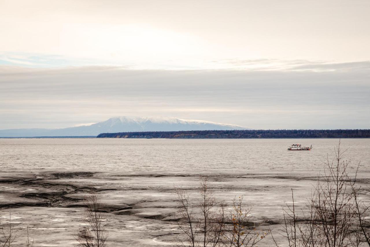 Ritz Waterfront Anchorage