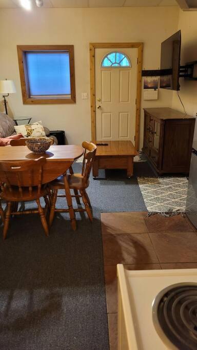 Cozy 1 Bedroom Apartment. Apartment