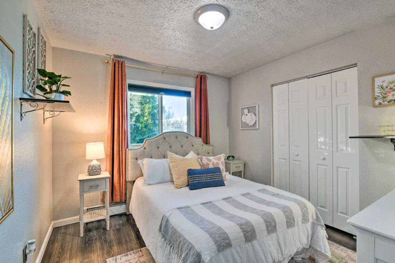 Updated Townhome Near Airport And Shopping! Holiday home Anchorage