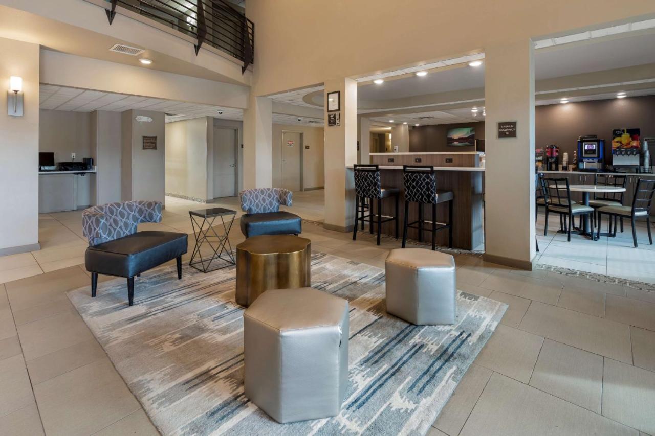 Hotel Western Chena River 3*