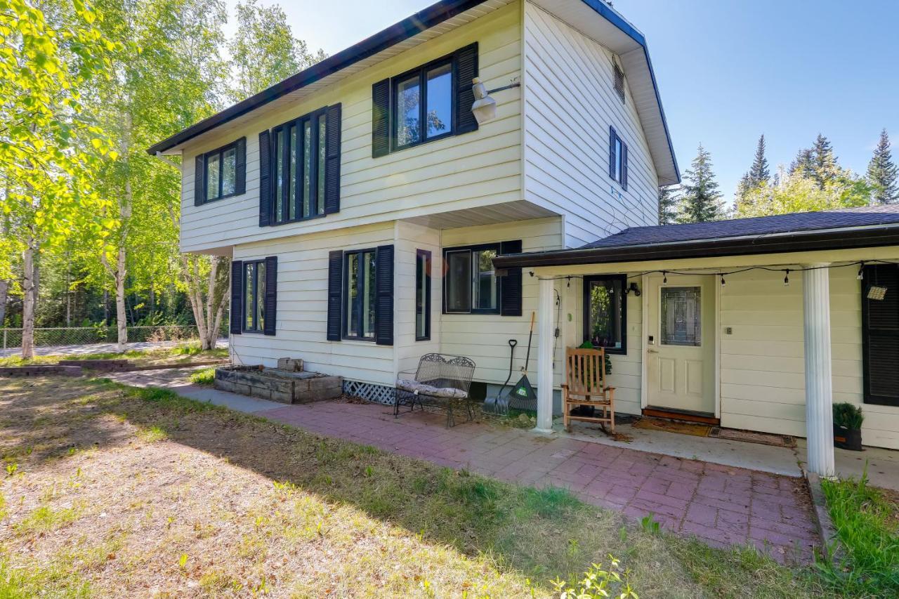 Vacation With Aurora Views!