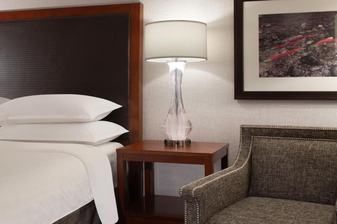 Sheraton Hotel 4*