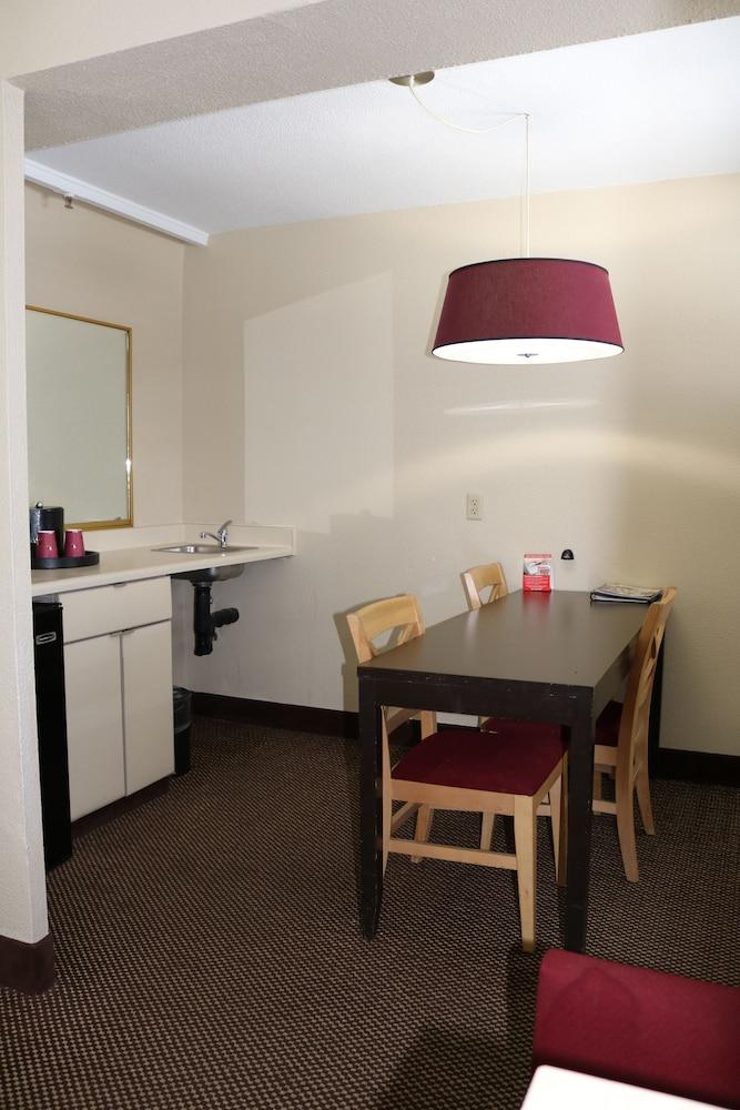 Hotel Inlet Tower &