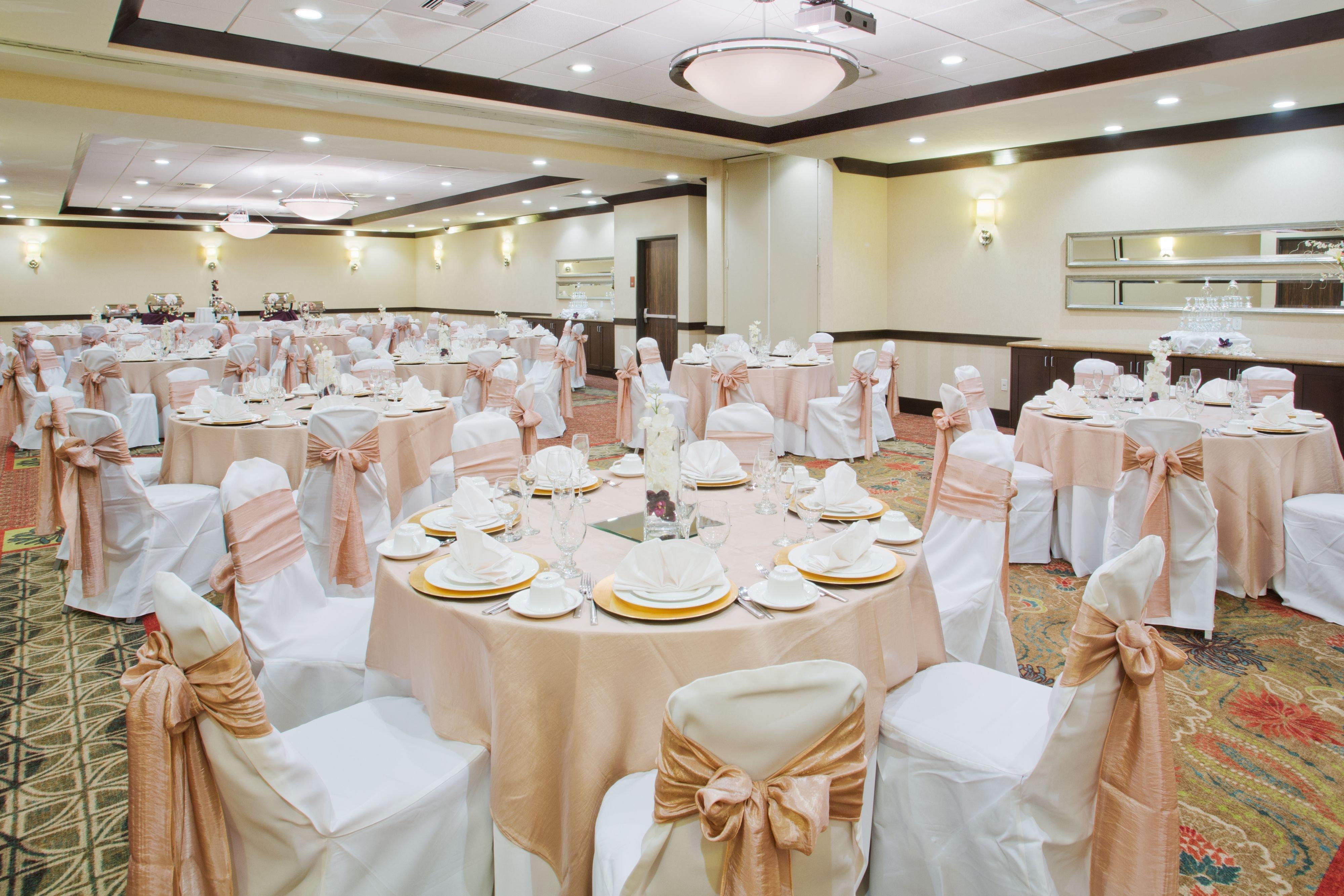 Crowne Plaza Anchorage-midtown By Ihg Hotel Anchorage