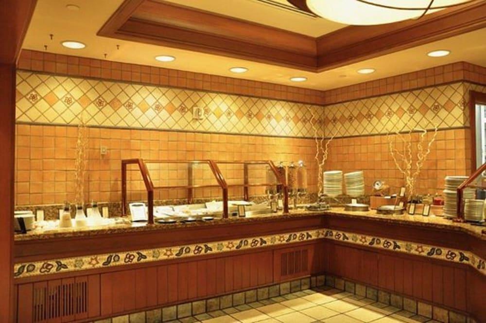 Hilton 3*