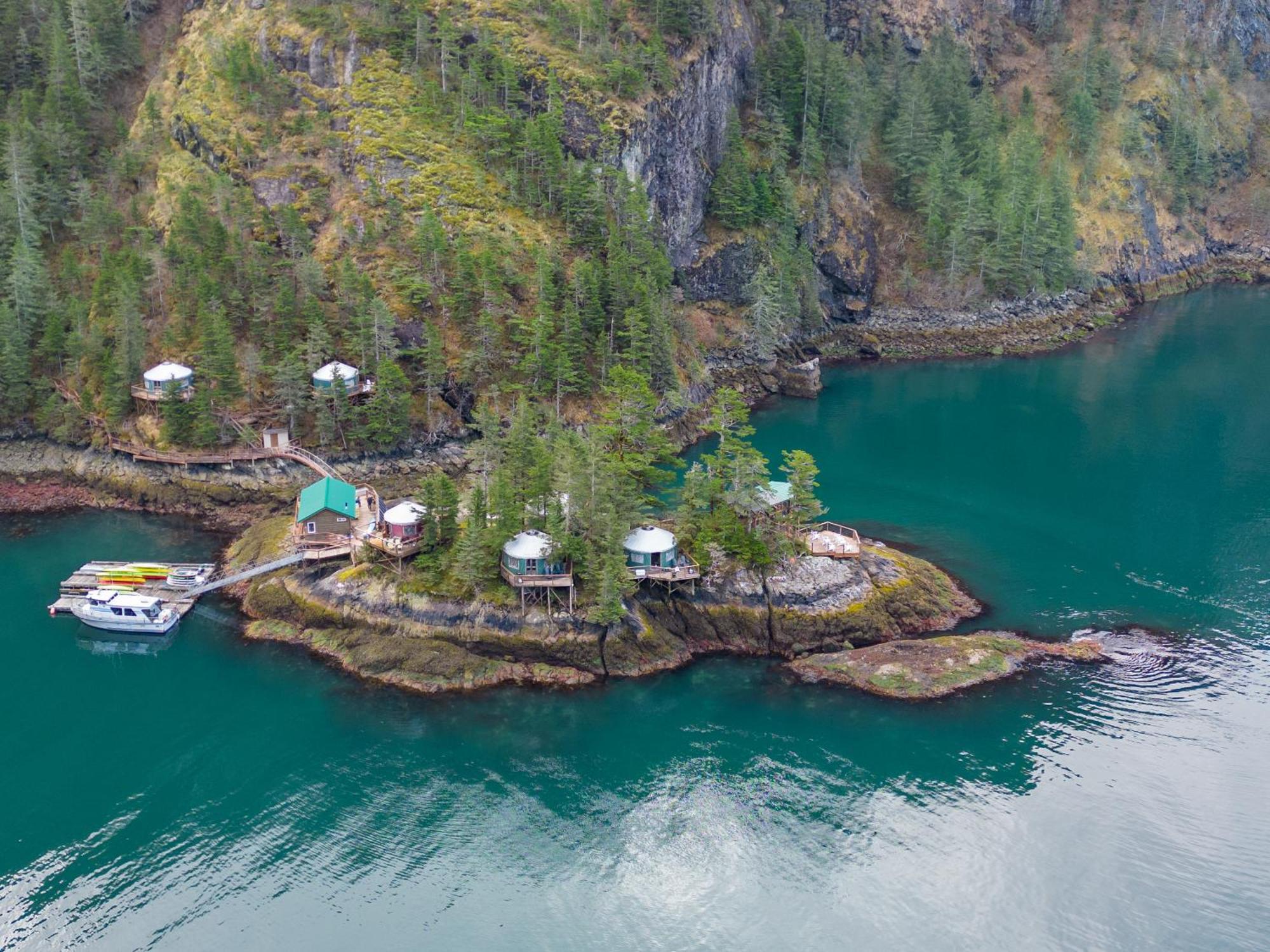 Orca Island Luxury tent Seward