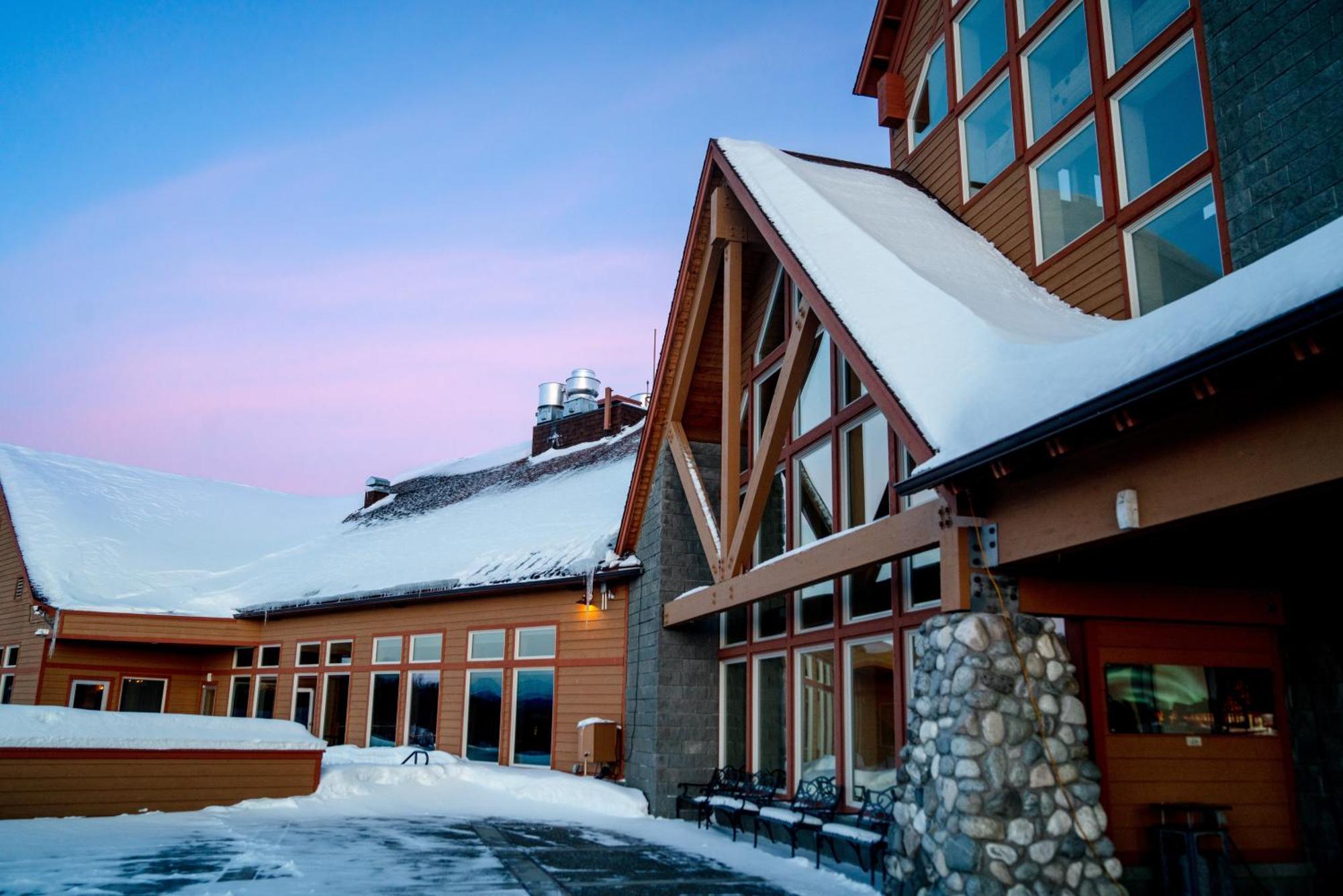 Alaskan Lodge