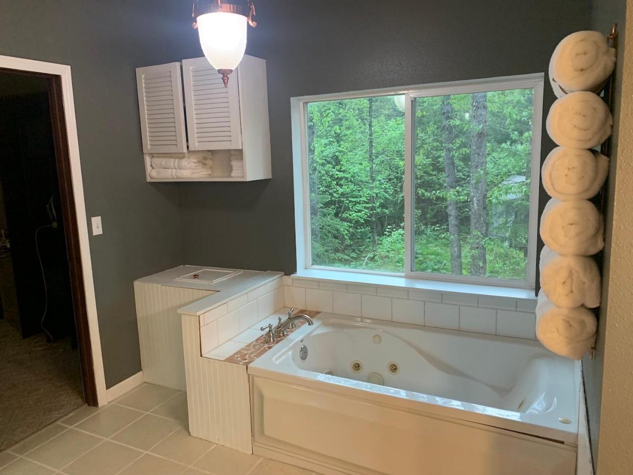 Holiday home Bear Bottoms At Salmon Creek Seward