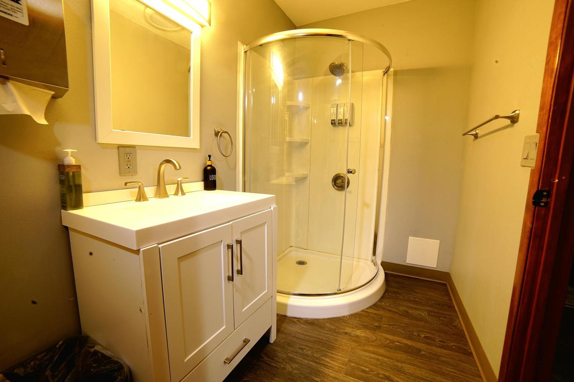 Guest house Shaligohomes Anchorage