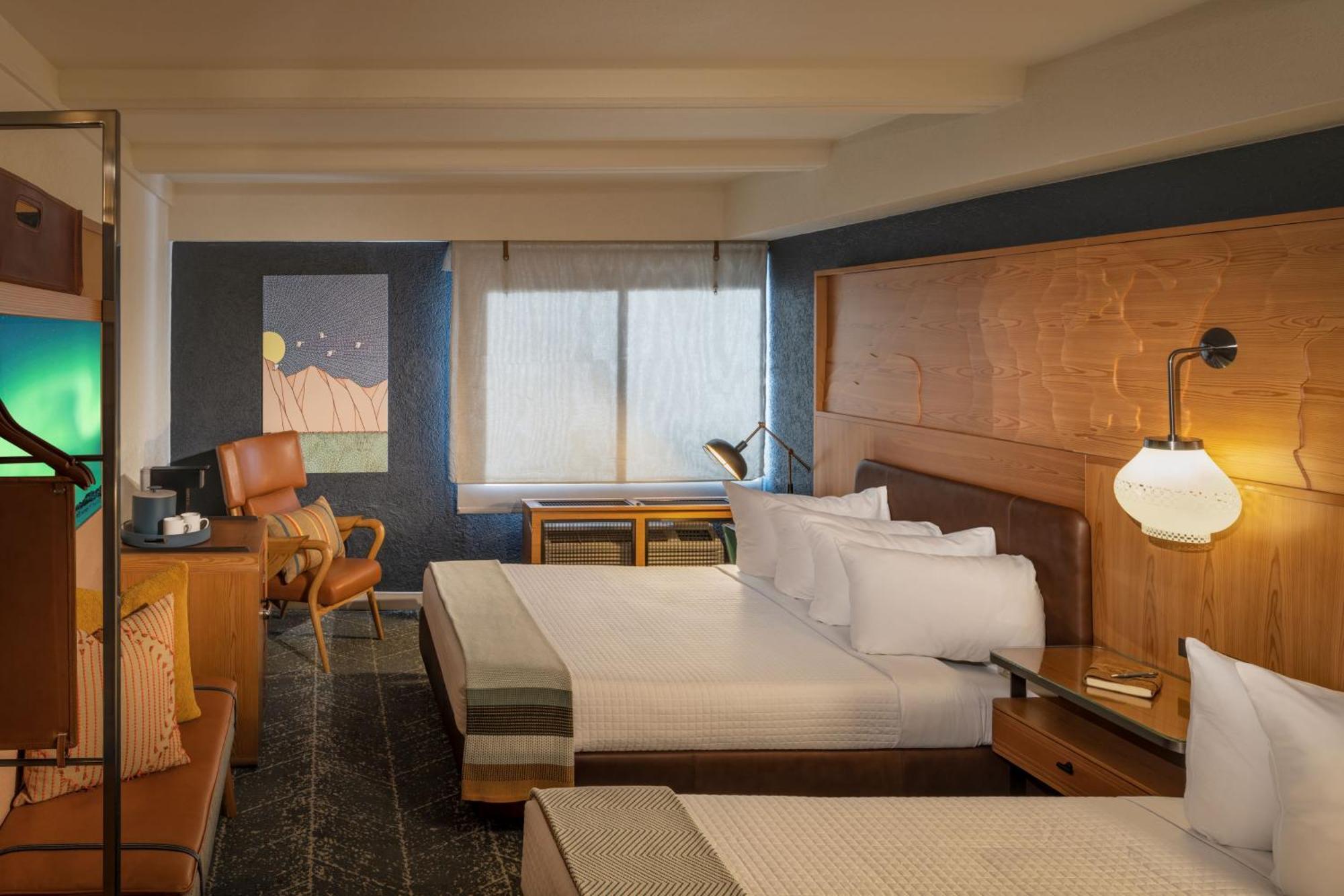 Hotel Aviator