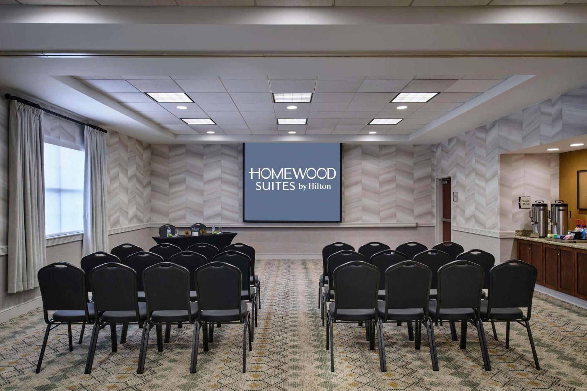 Hotel Homewood By Hilton Anchorage