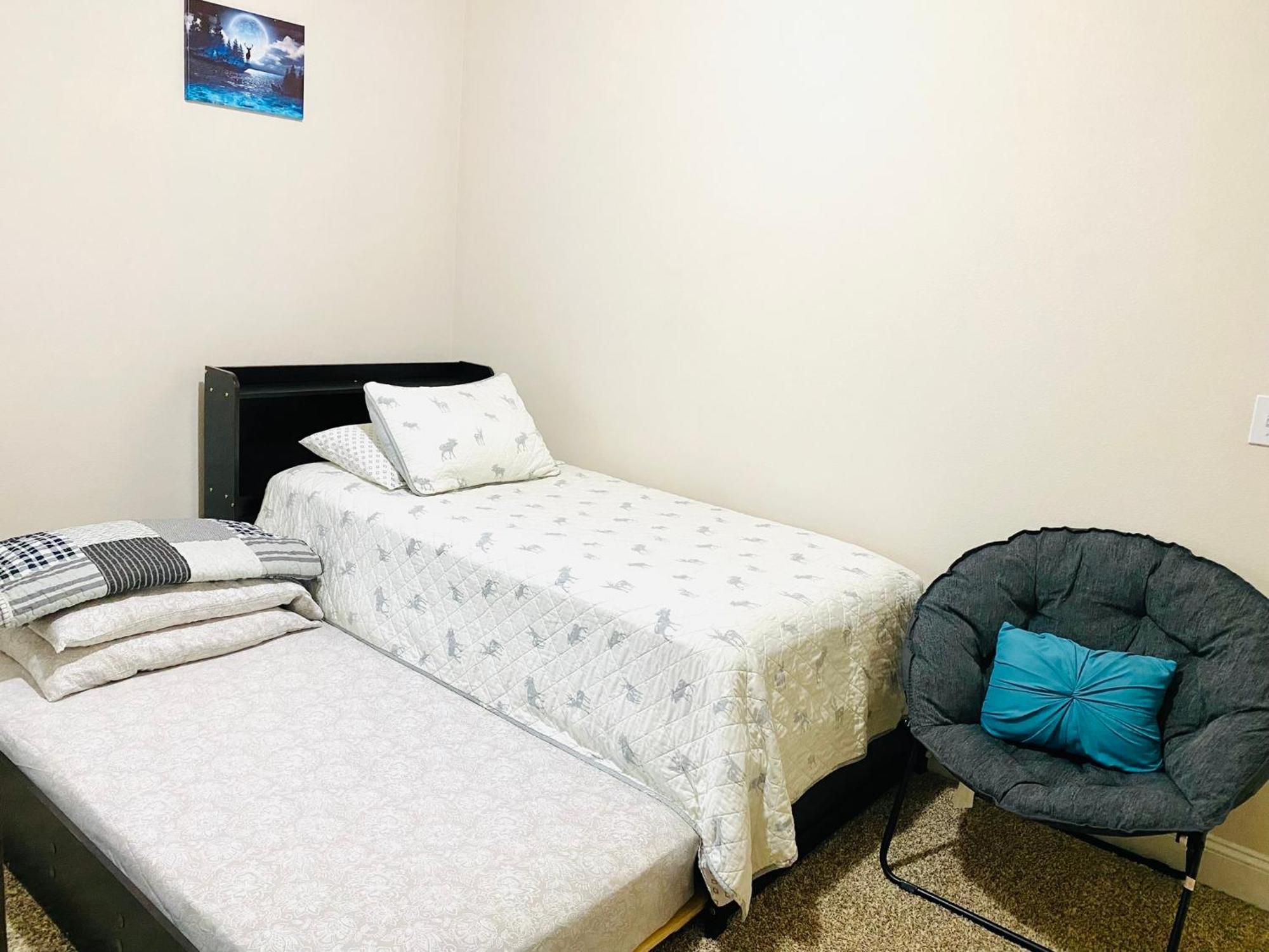 Apartamento Beautiful 2 Bedroom 1 Bath With Private Garage *