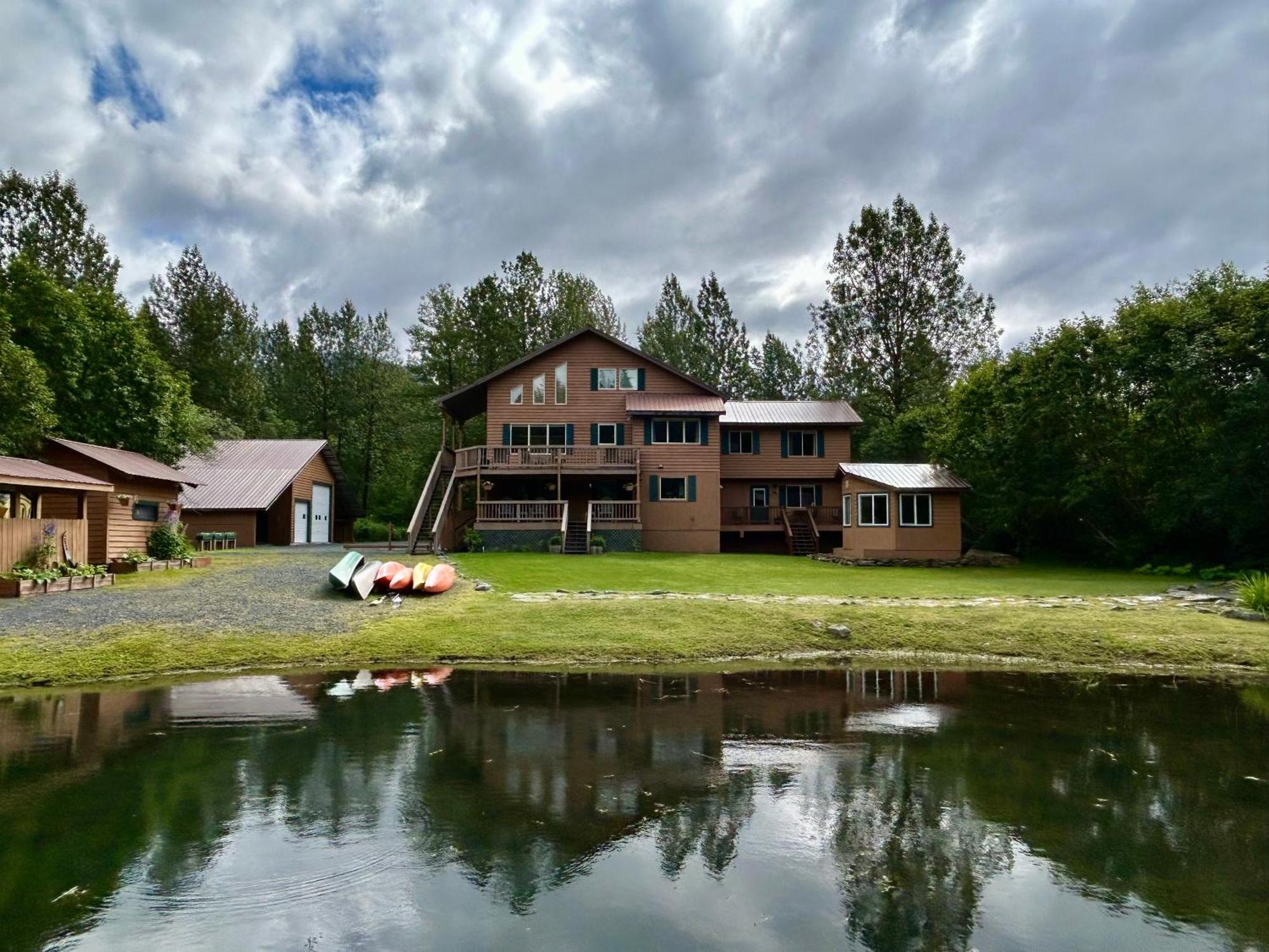 Bear B&b, Inc 3*