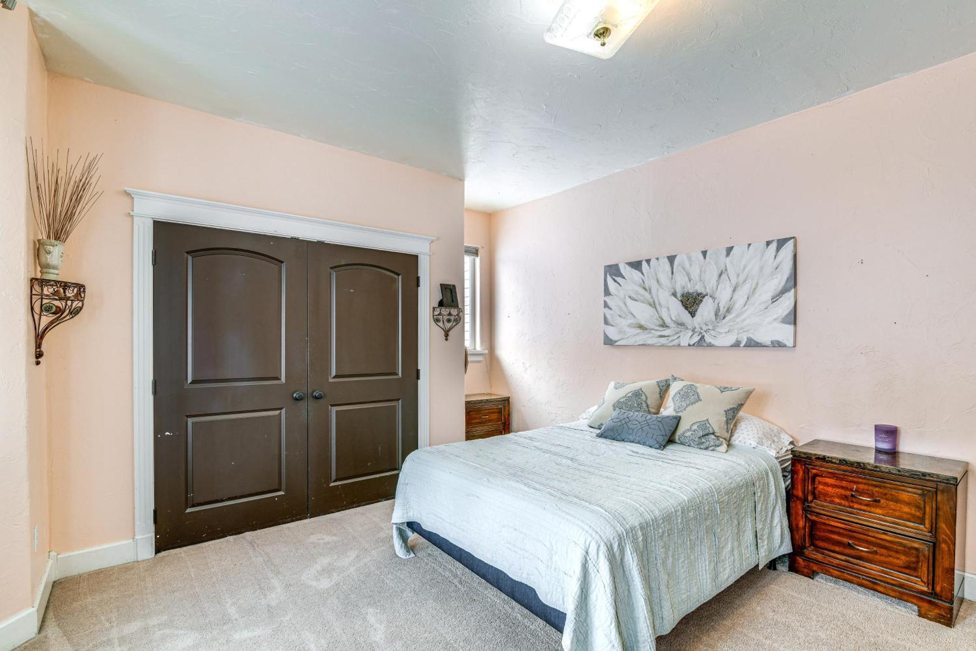 Inviting Vacation 6 Mi To Big Holiday home Wasilla