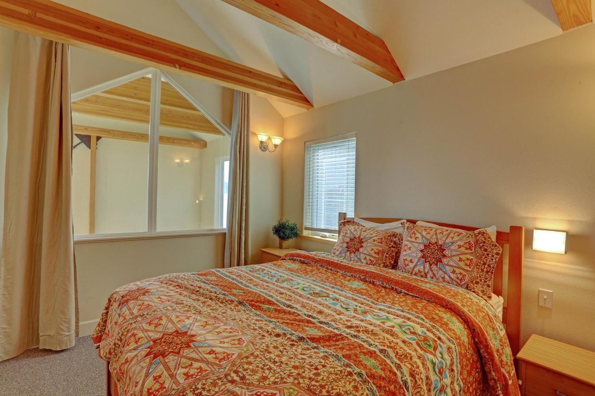 Land's End Resort