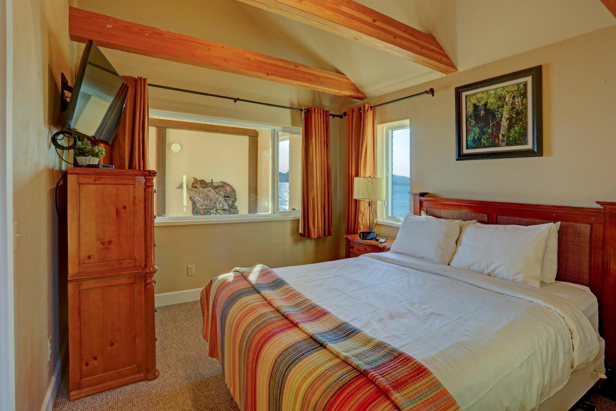 Resort Land's End