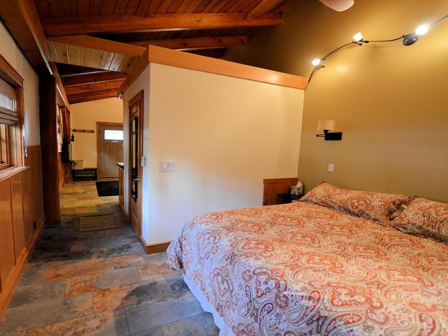 Alojamento Carriage House *