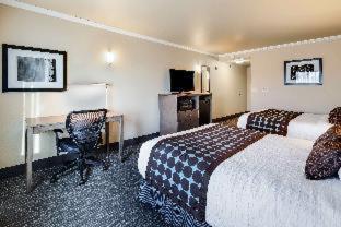 Hotel Western Chena River 3*