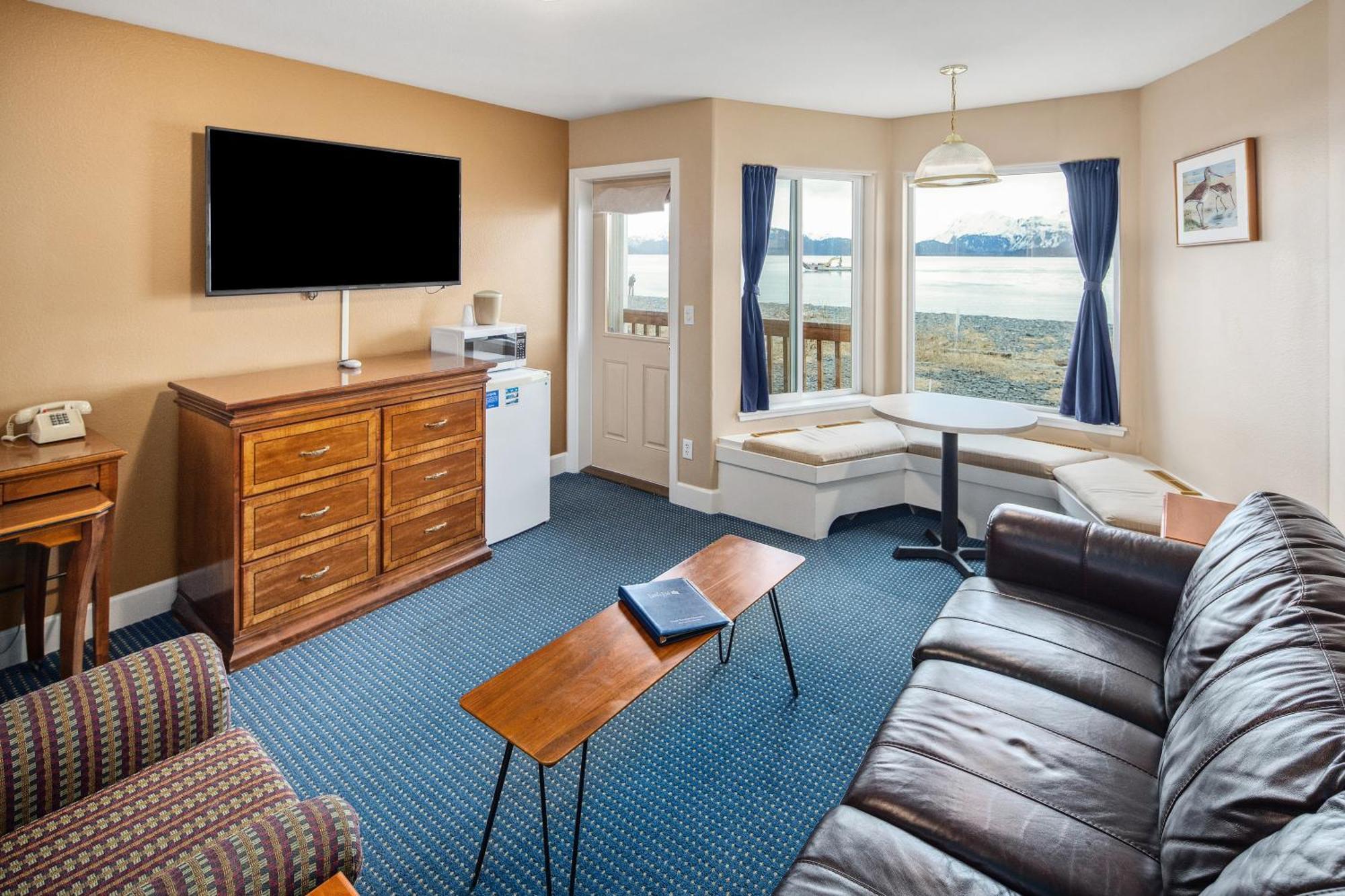 Land's End Resort