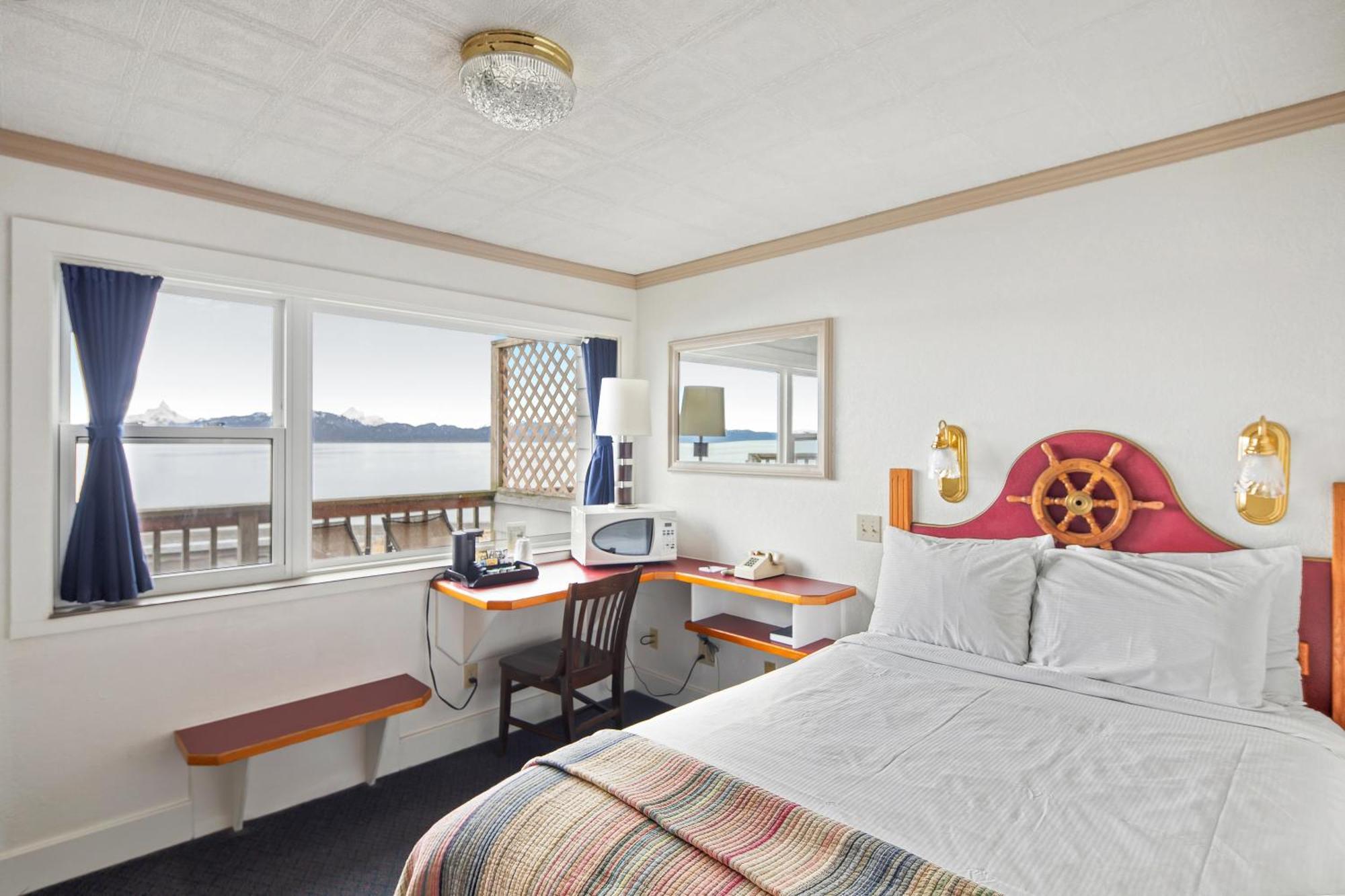 Resort Land's End 3*