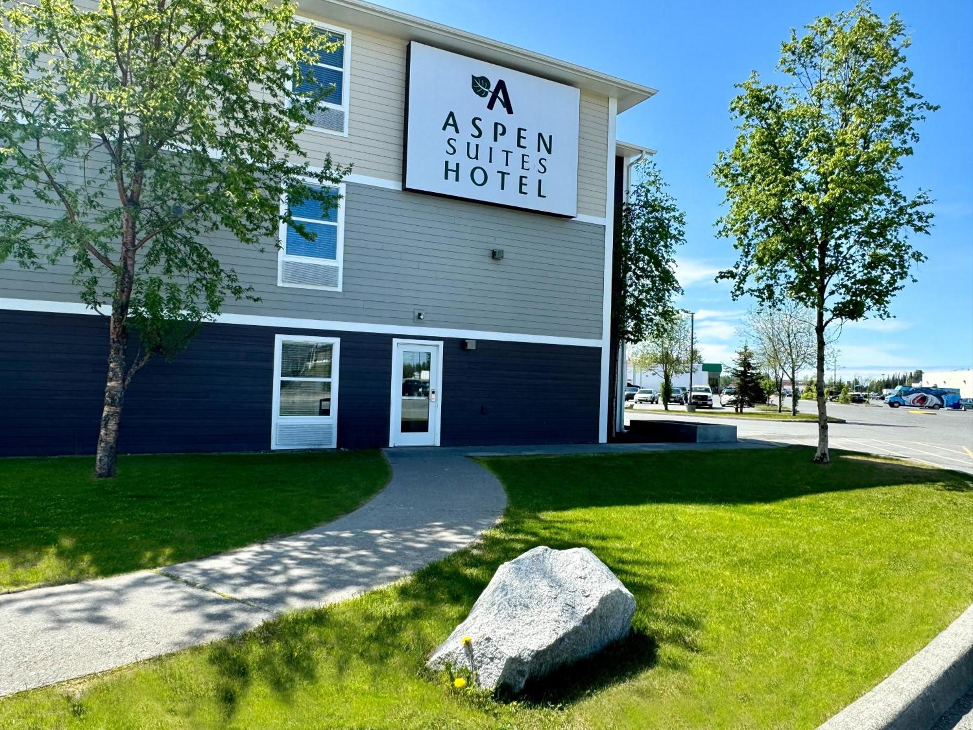 Aspen Aparthotel 3*