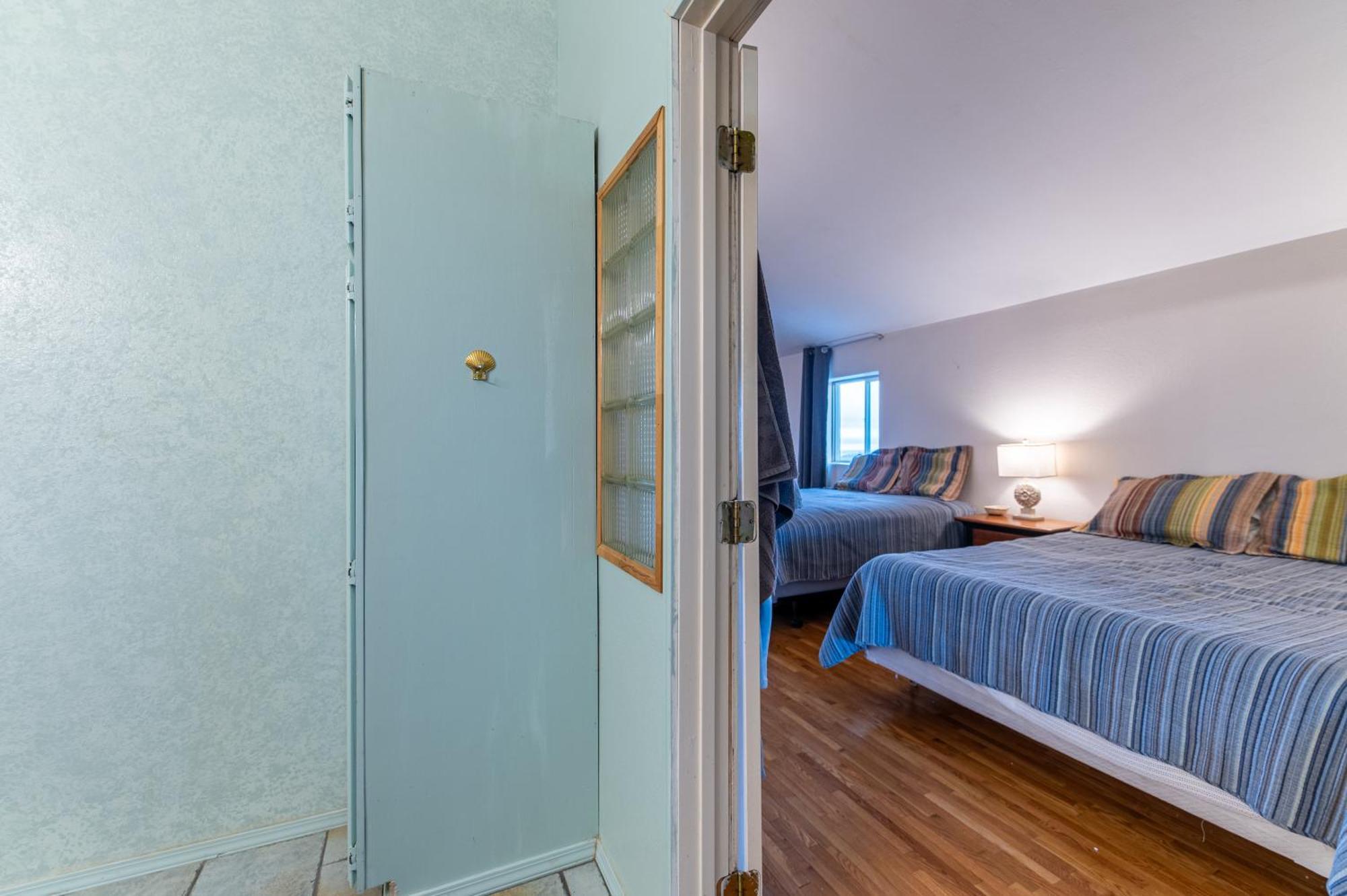 Apartment Girded Heart