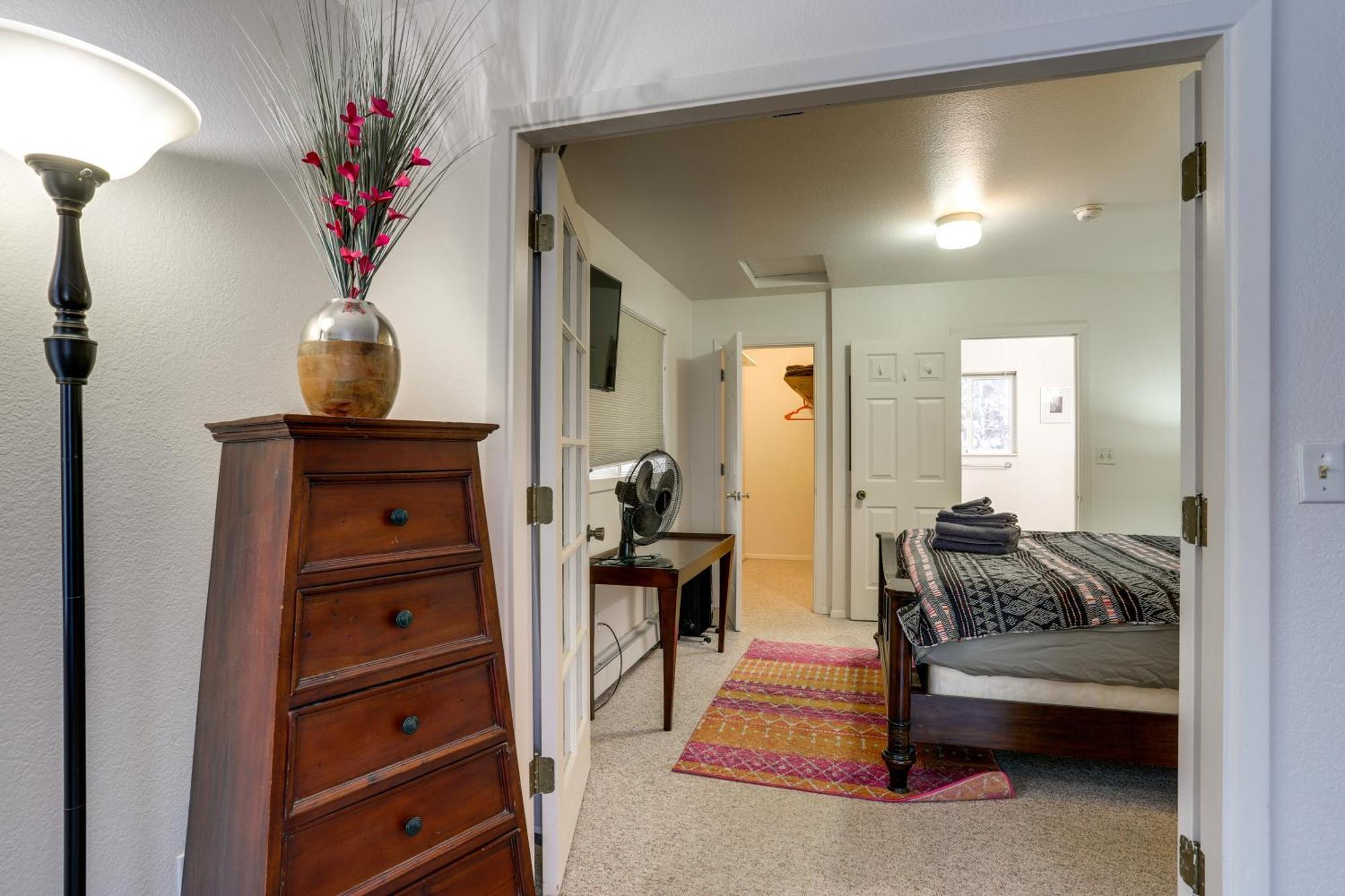 Waterfront Apt, Walk To Town And Coastal Trail! * Anchorage