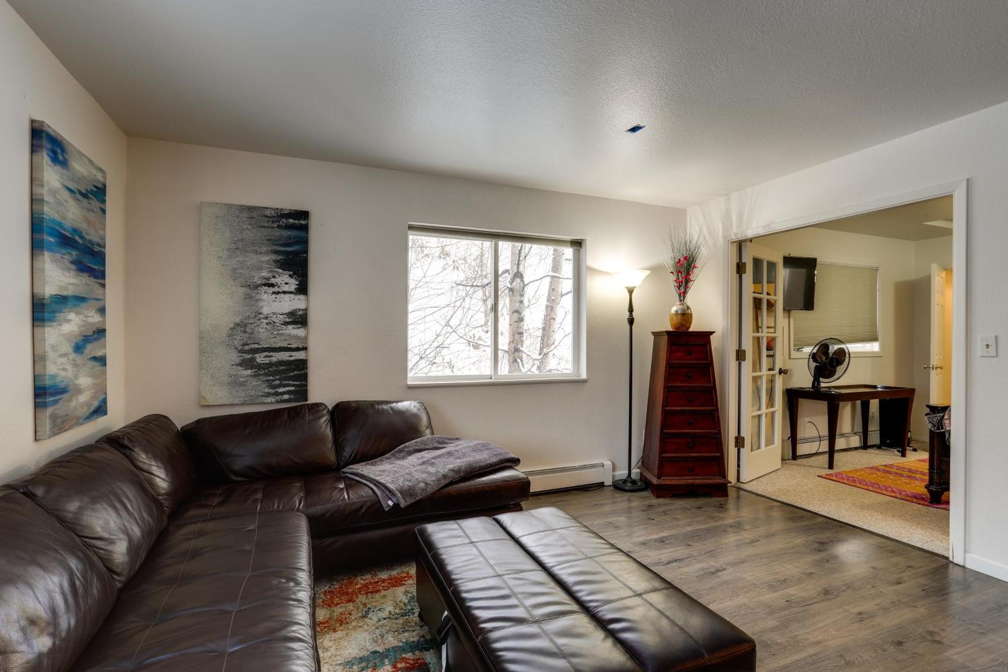 Waterfront Apt, Walk To Town And Coastal Trail! Apartment *