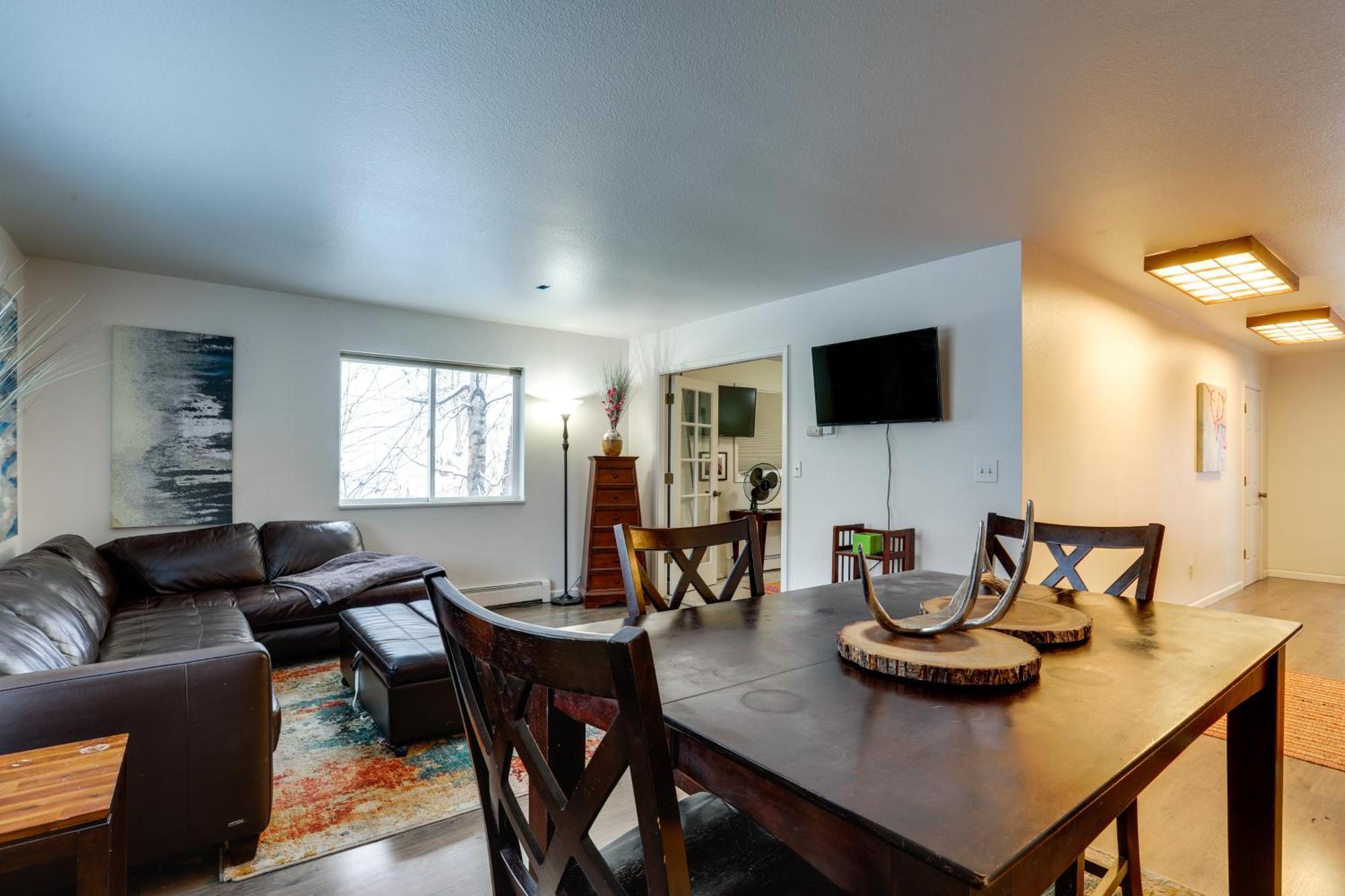 Waterfront Apt, Walk To Town And Coastal Trail! Anchorage