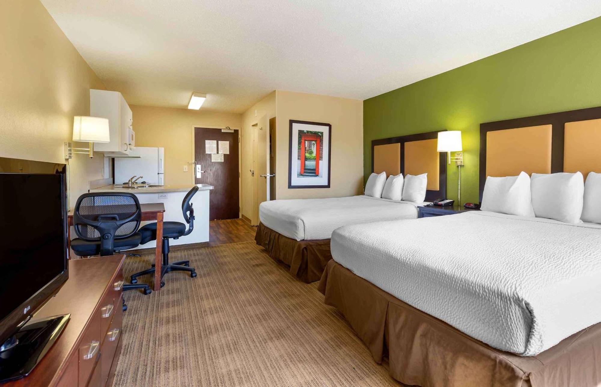 Extended America - - Shell Simmons Drive Hotel Juneau