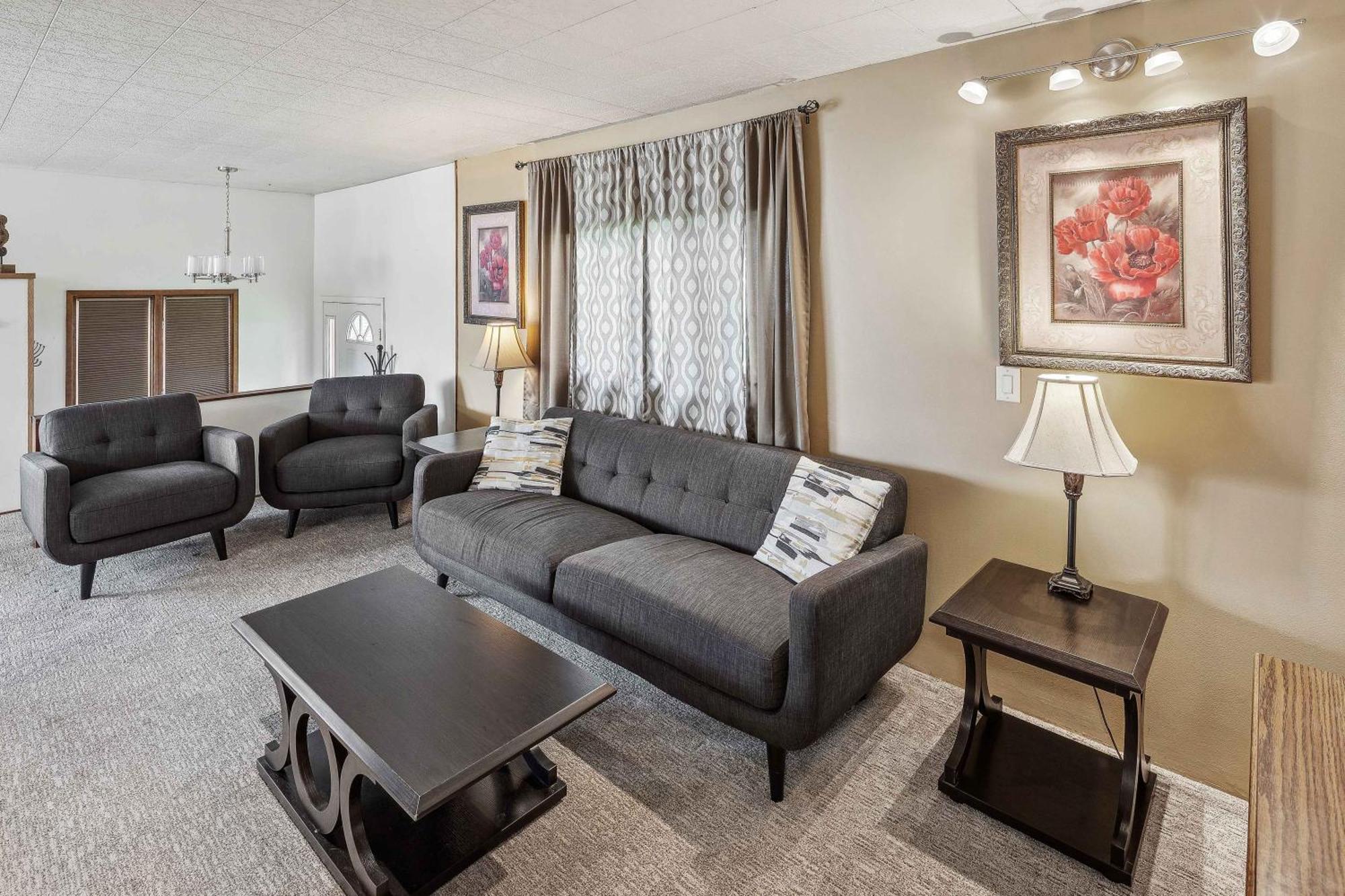 Hotel Seward 3*
