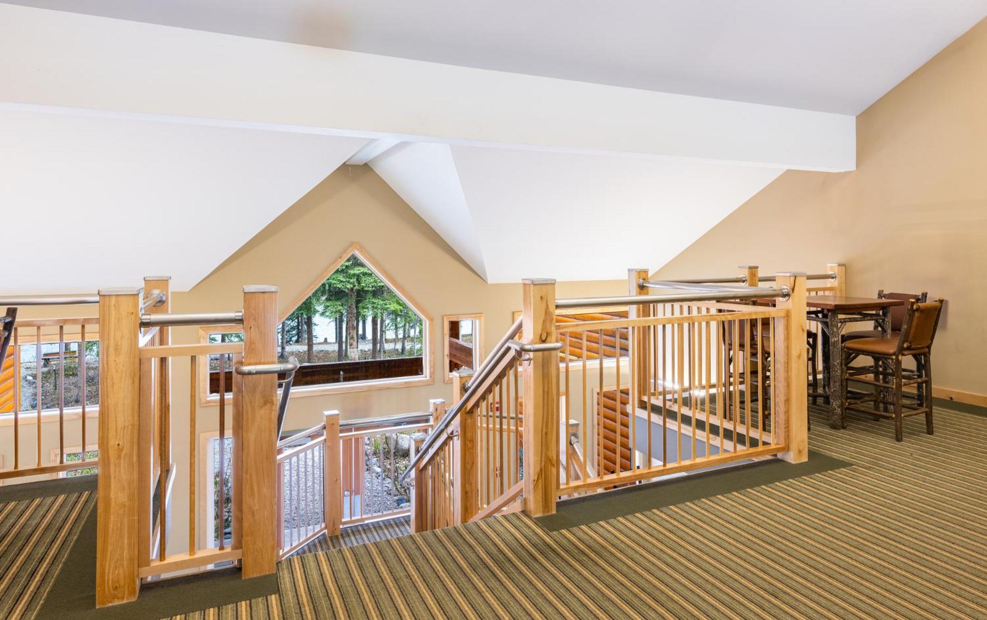 Denali Grizzly Bear Lodge