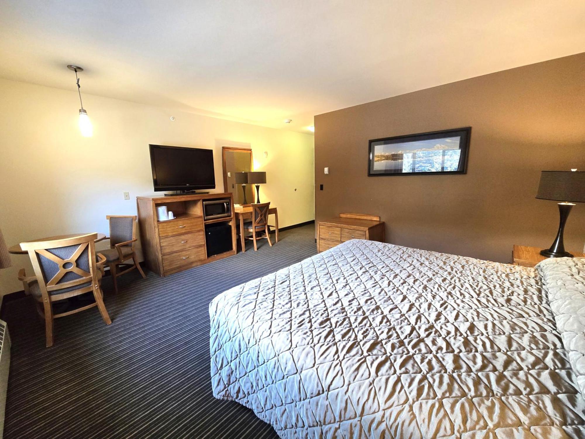 Breeze Motel