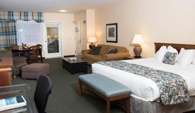 Hotel The Landing 3*