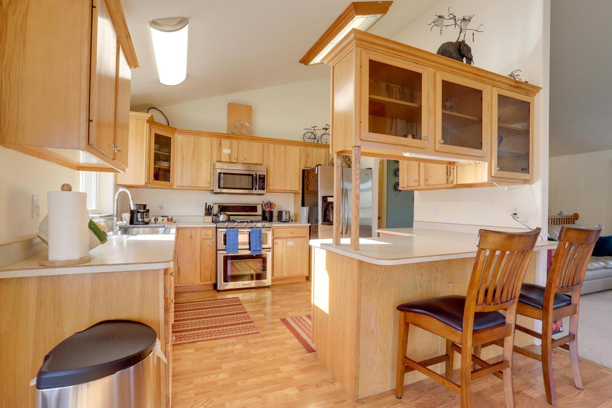 Escape With Mtn Views Fishing And Hiking!