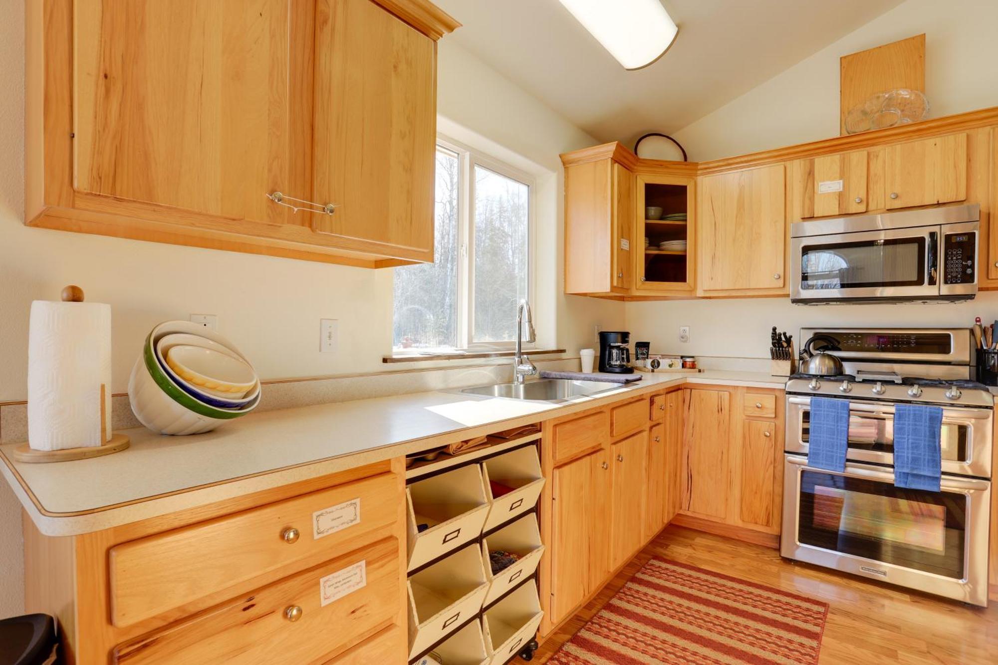 Escape With Mtn Views Fishing And Hiking! Holiday home