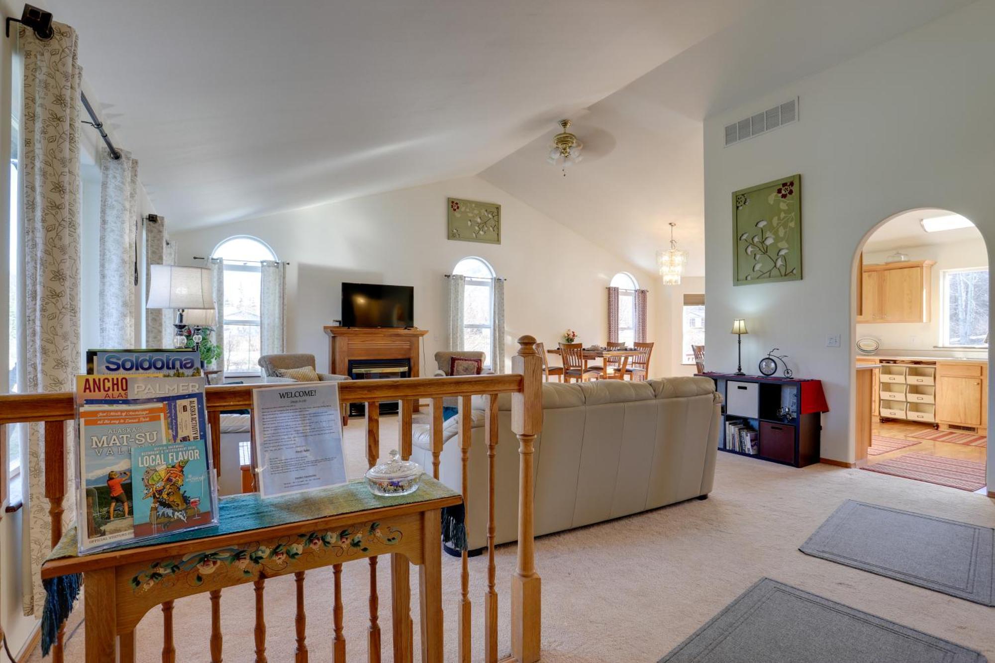 Escape With Mtn Views Fishing And Hiking! Holiday home Palmer