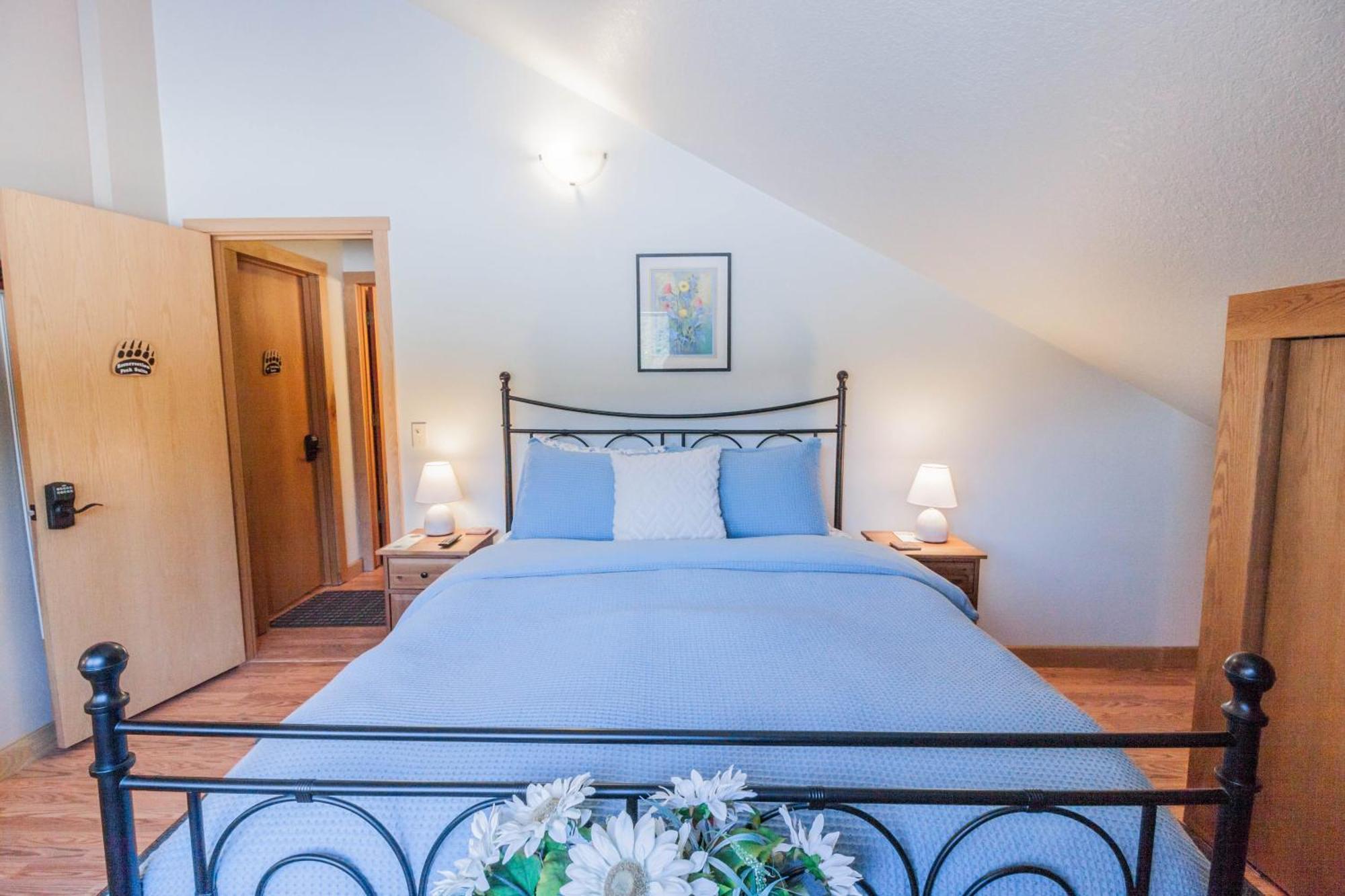 Bed & Breakfast Bear B&b, Inc 3*