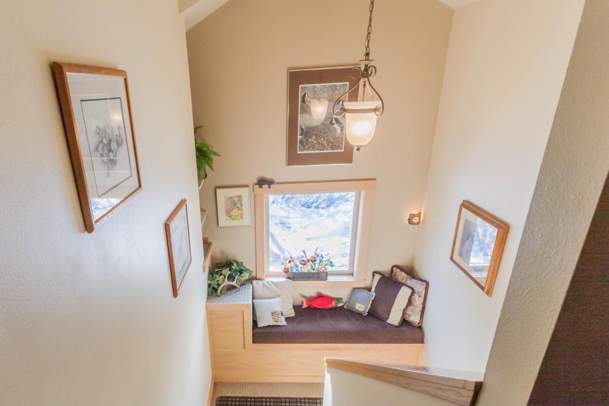 Bear B&b, Inc Bed & Breakfast