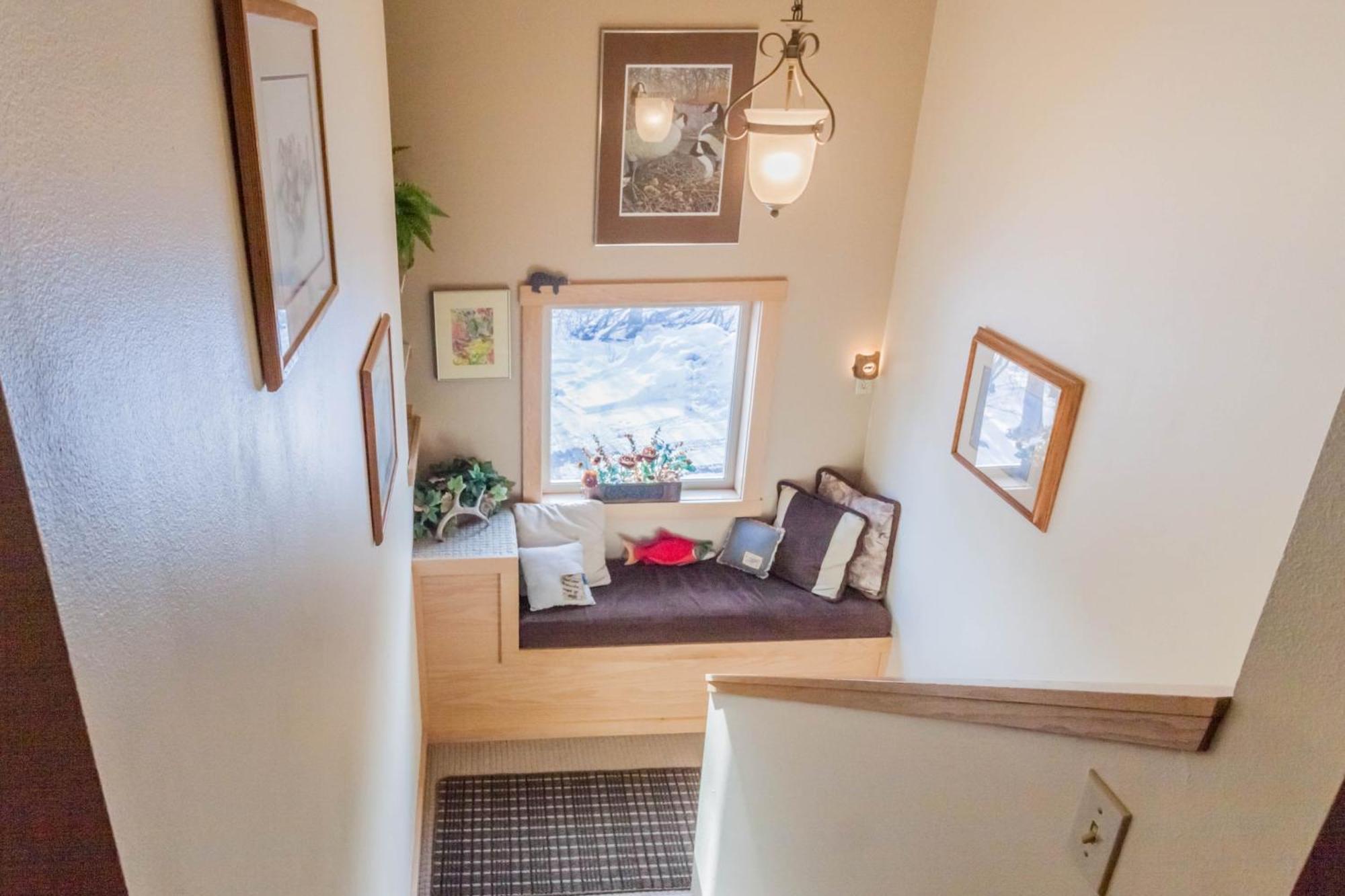 Bed & Breakfast Bear B&b, Inc