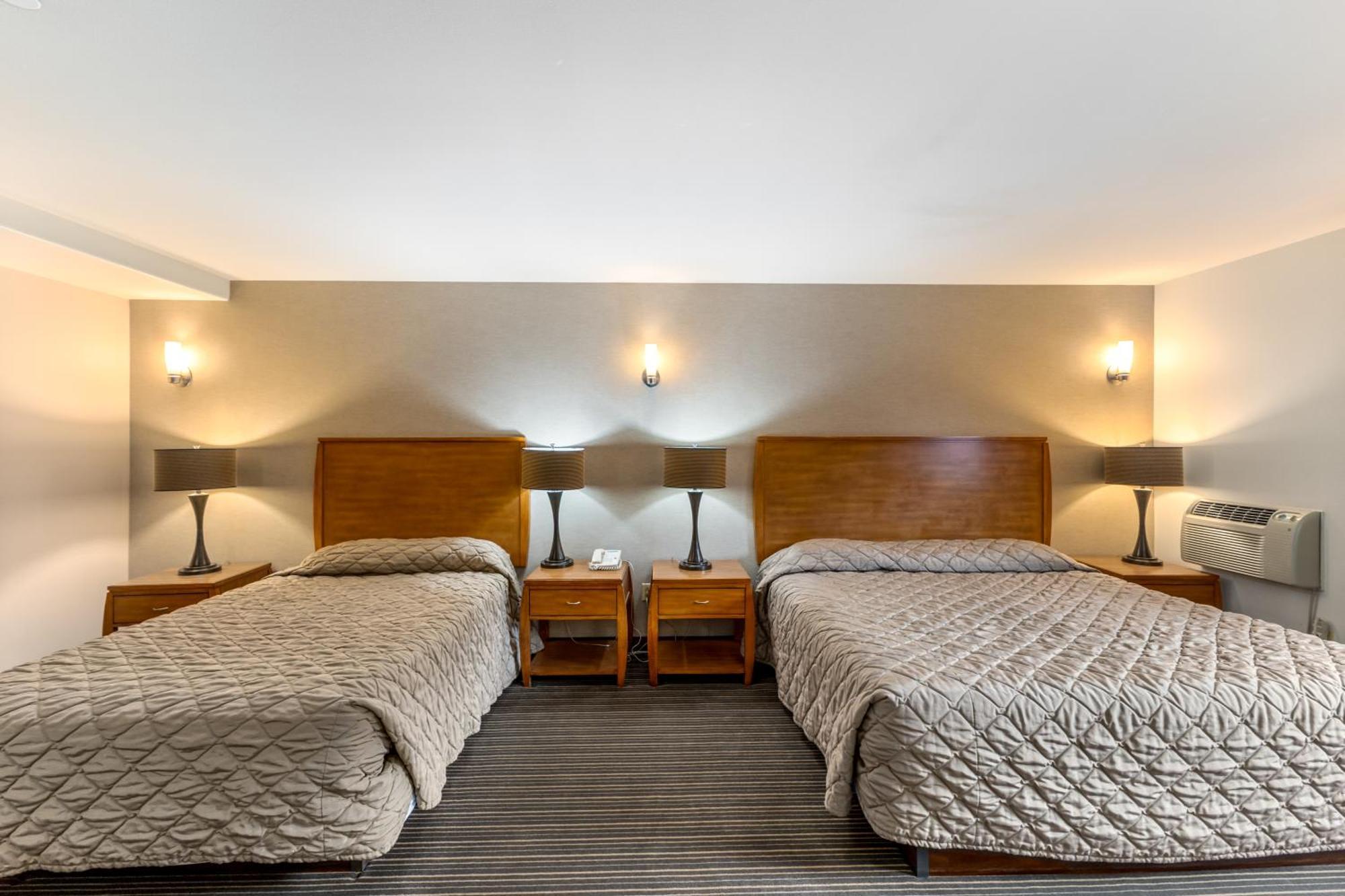 Motel Breeze