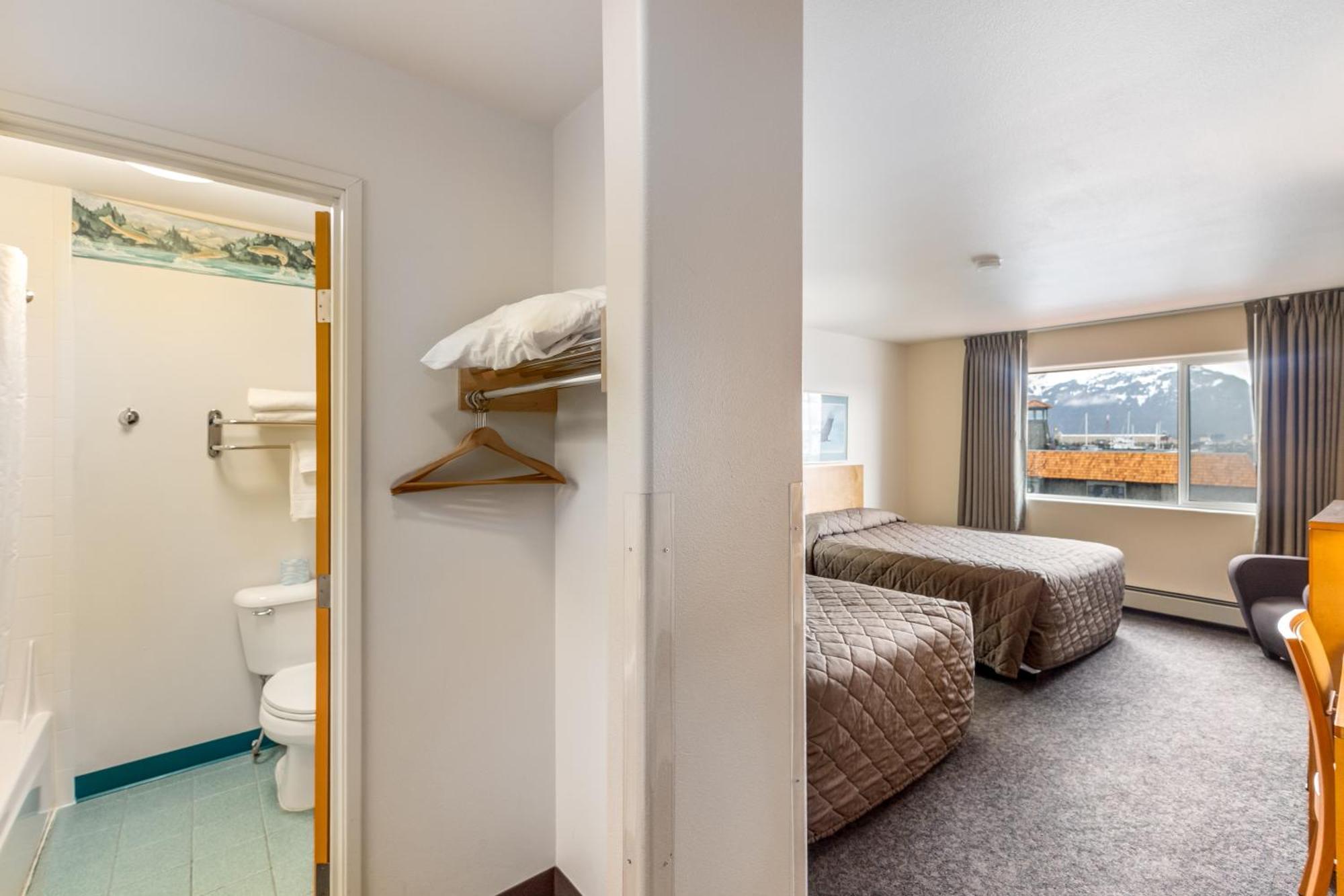 Breeze Motel