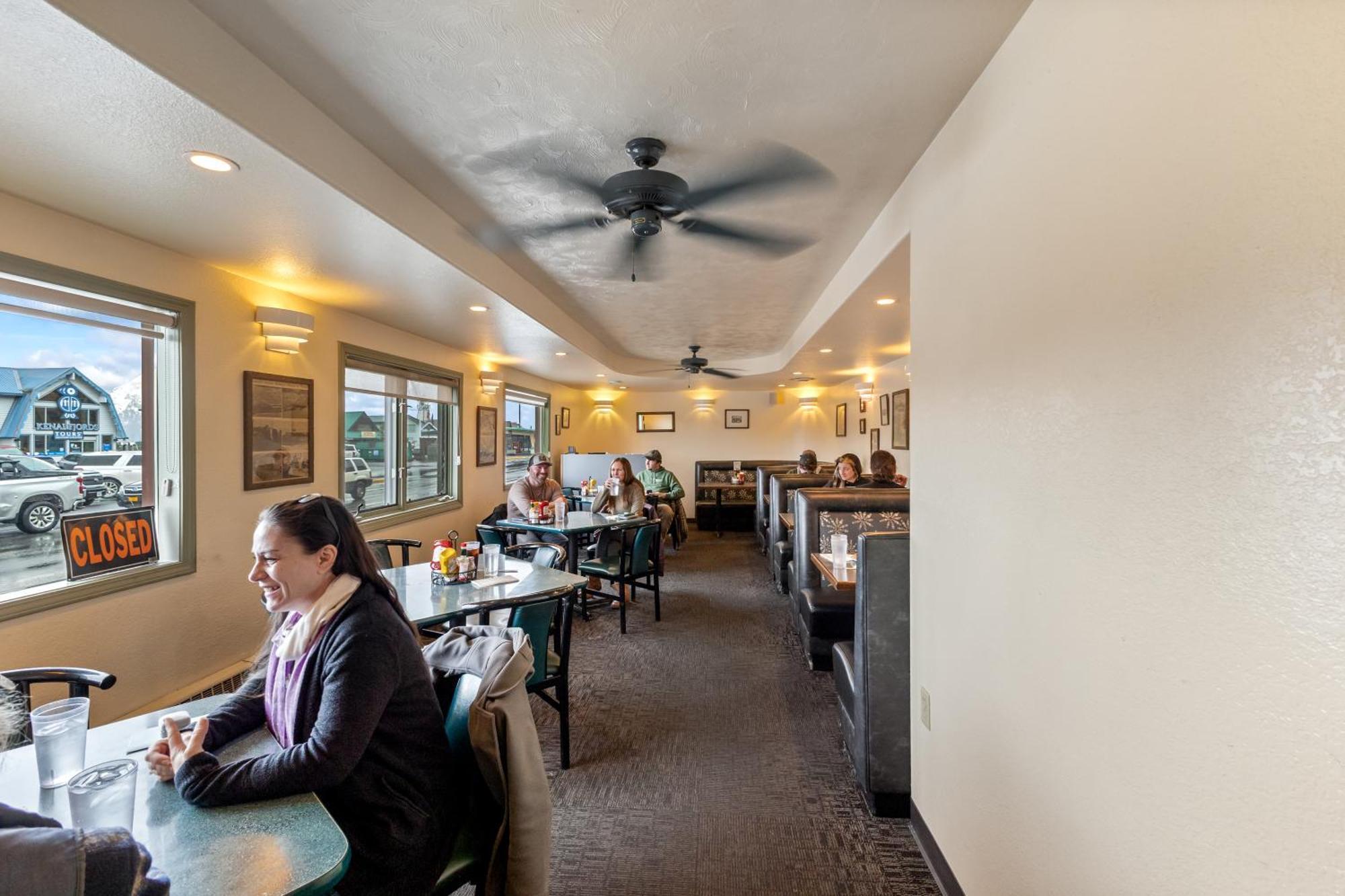 Motel Breeze Seward
