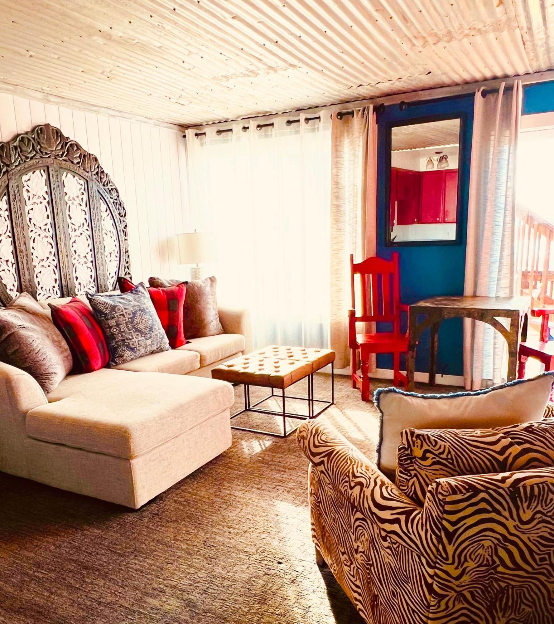 Oceanhouse Inn *