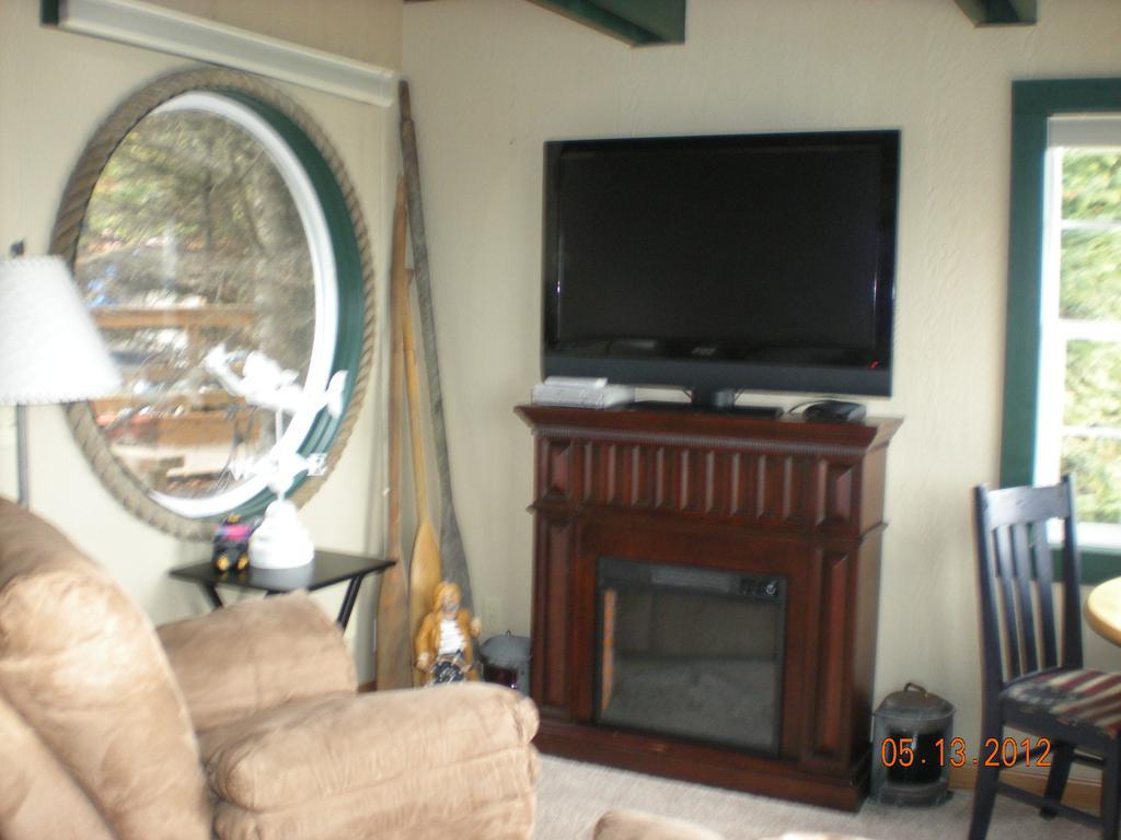 Alaska Beach House Guest house 3*