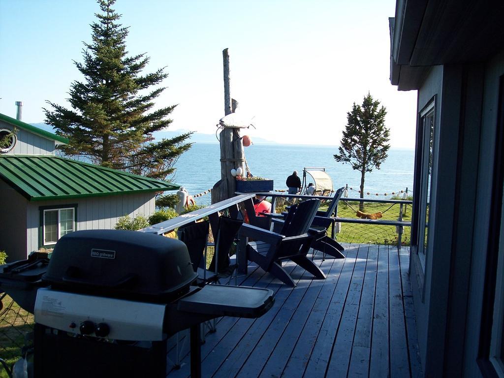 Alaska Beach House Guest house