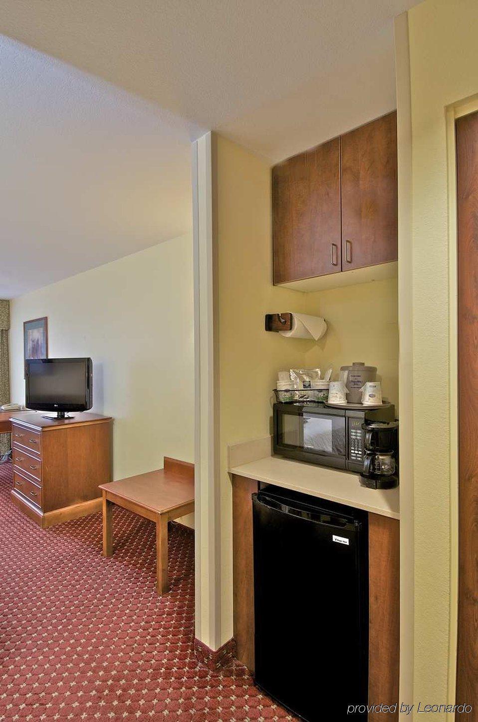 Hampton Hotel 3*